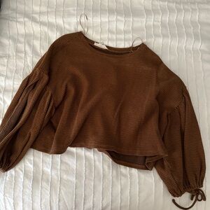 long sleeve with slit arms